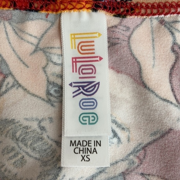 LulaRoe Sexy Santa Clause Print Short Sleeve Shirt Size XS NEW - Picture 6 of 11